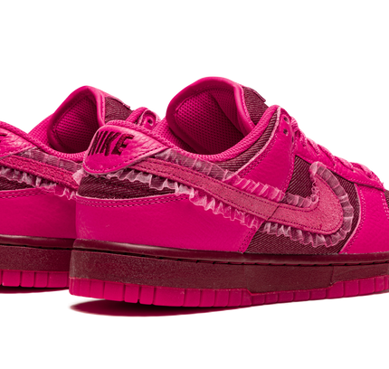 Nike Dunk Low WMNS "Valentine’s Day"