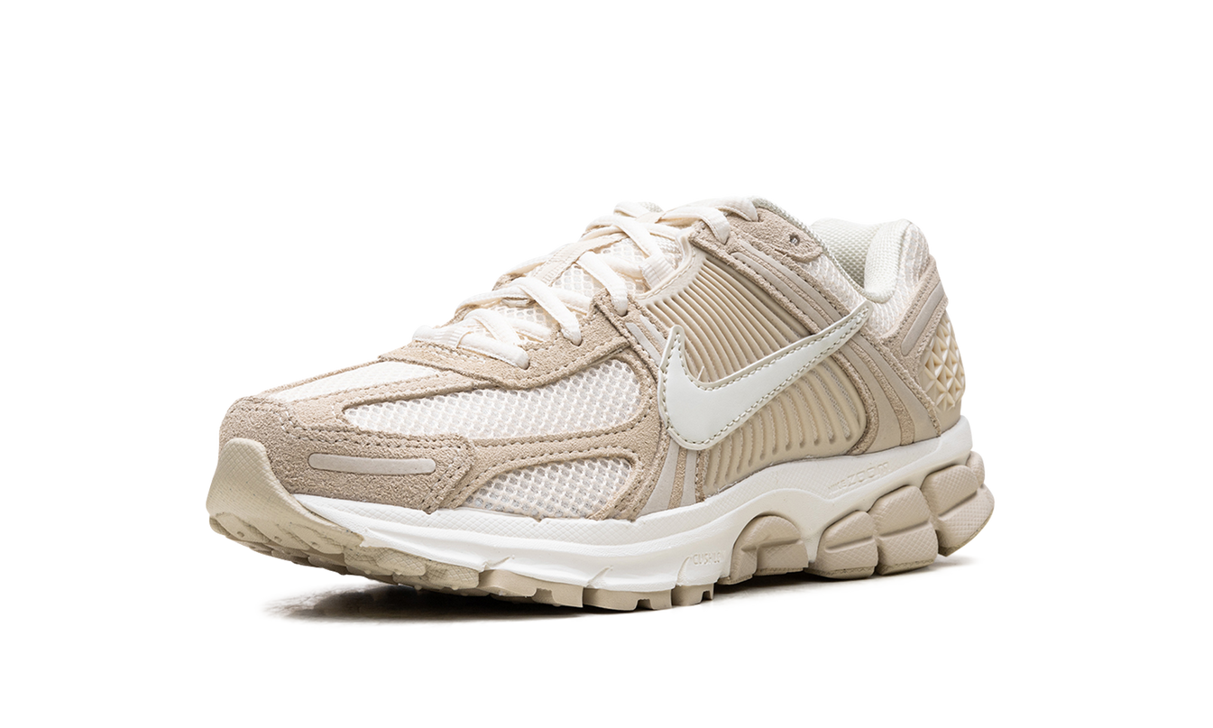 Nike Zoom Vomero 5 WMNS "Beach Light Khaki"