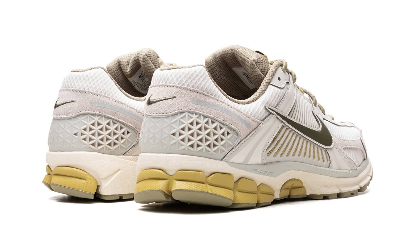 Nike Zoom Vomero 5 "Light Bone/Medium Olive"