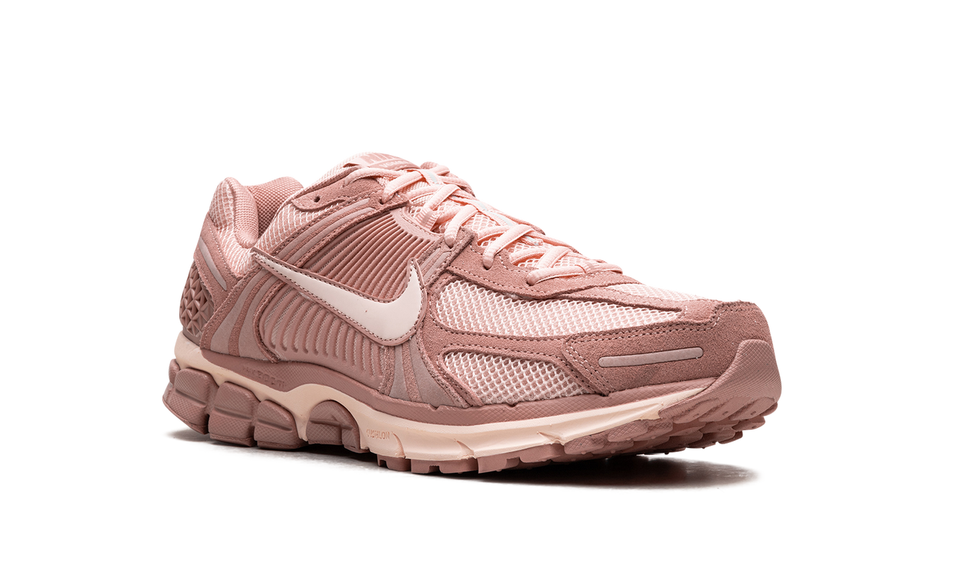 Nike Zoom Vomero 5 "Red Starburst"