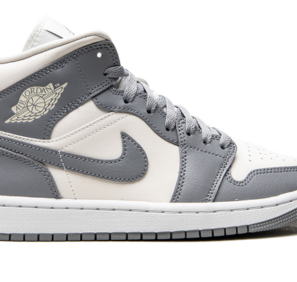 Air Jordan 1 MID WMNS "Stealth"