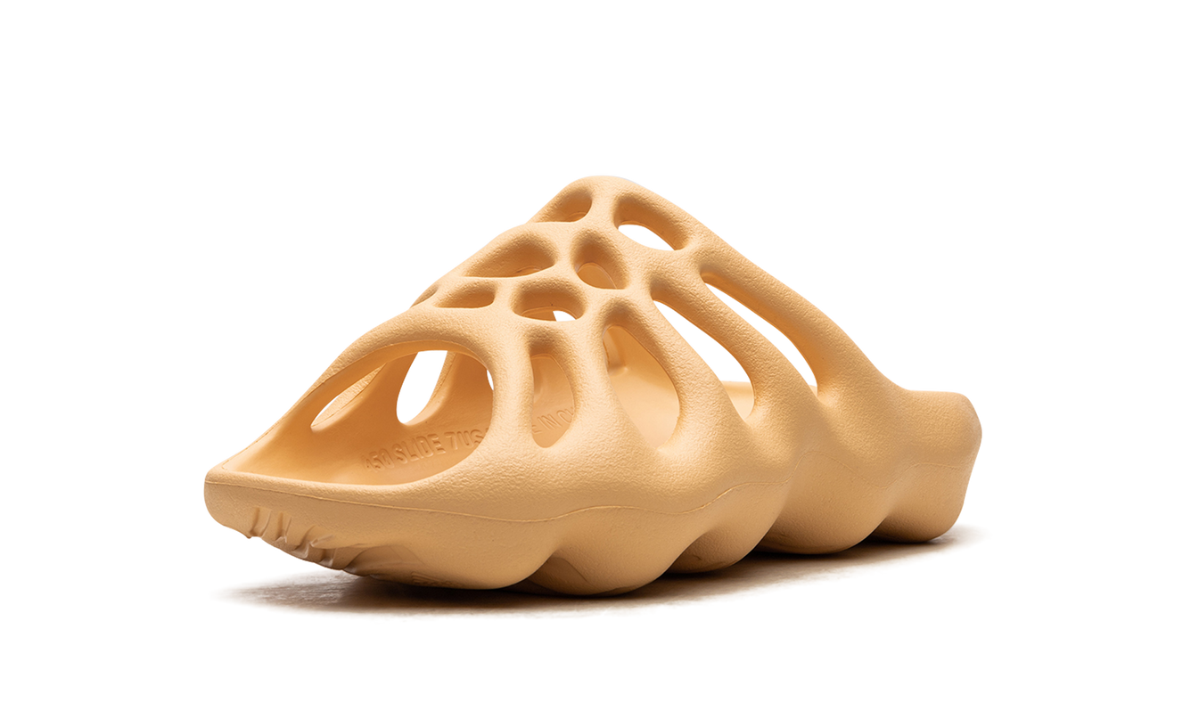 Yeezy 450 Slide "Cream"