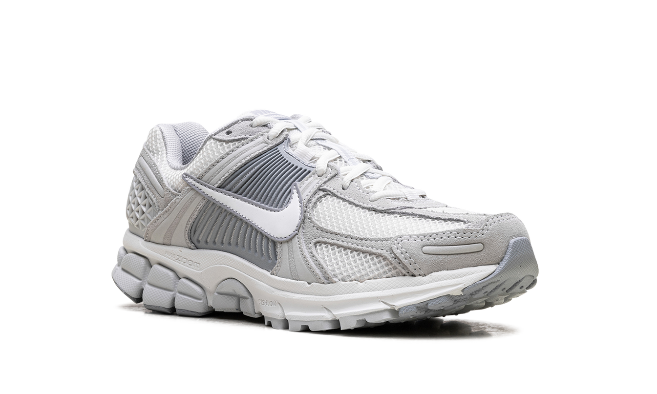 Nike Zoom Vomero 5 WMNS "Pure Platinum"