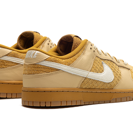 Nike Dunk Low "Waffle"