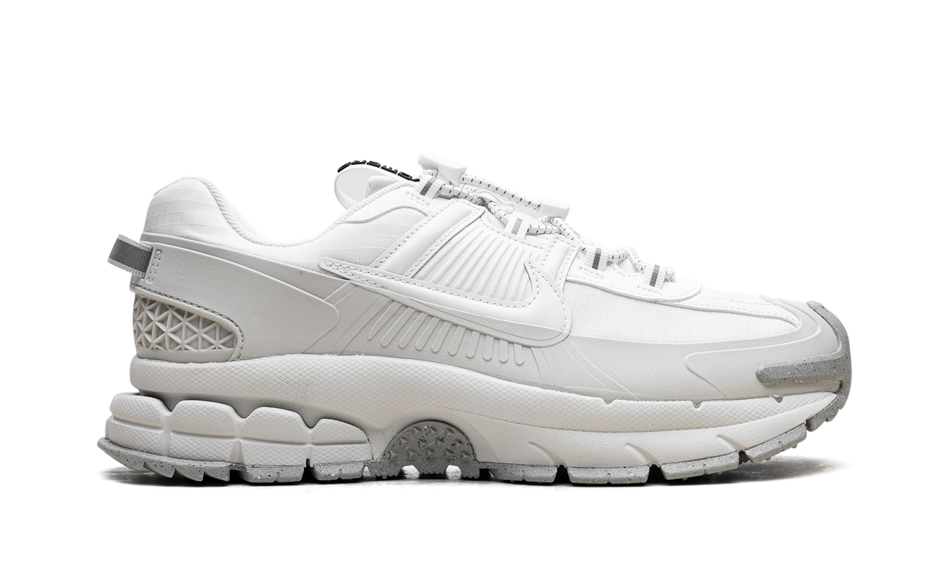 Nike Zoom Vomero Roam WMNS "Summit White"