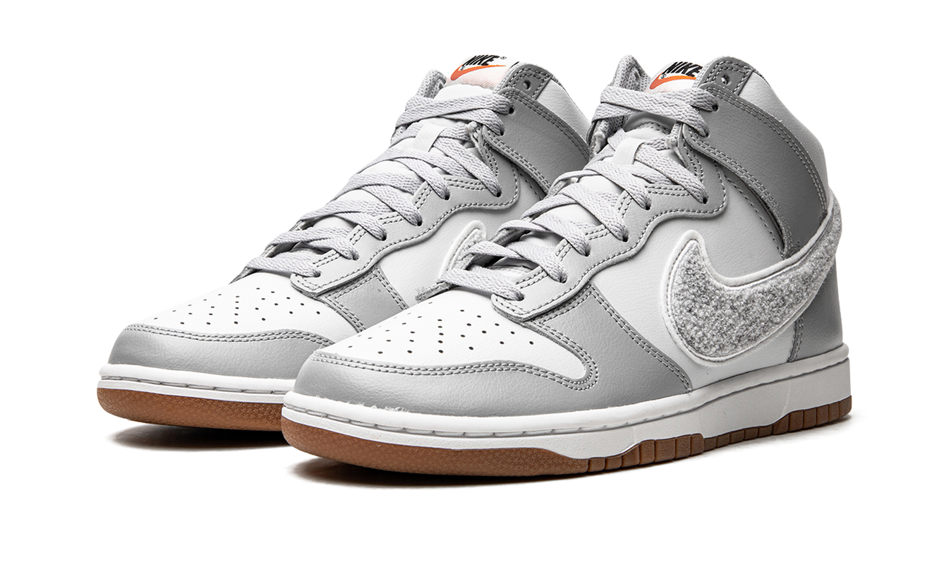 Nike Dunk High "Chenille - Light Smoke"