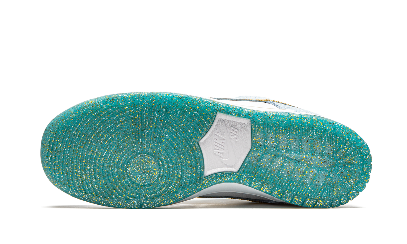 Nike Dunk SB Low "Sean Cliver - Holiday Special"
