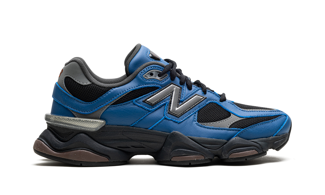 New Balance 9060 „BLAUER ACHAT“