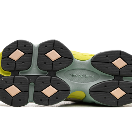 New Balance 9060 "Moonbeam"