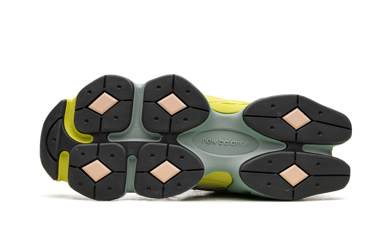 New Balance 9060 "Moonbeam"