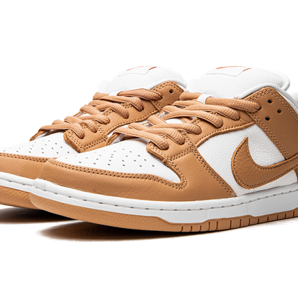 Nike Dunk SB Low "Light Cognac"