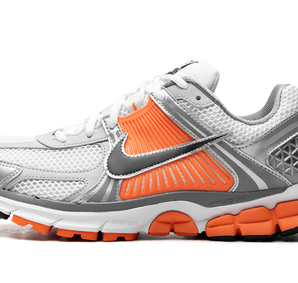 Zoom Vomero 5 „Platinum Tint“