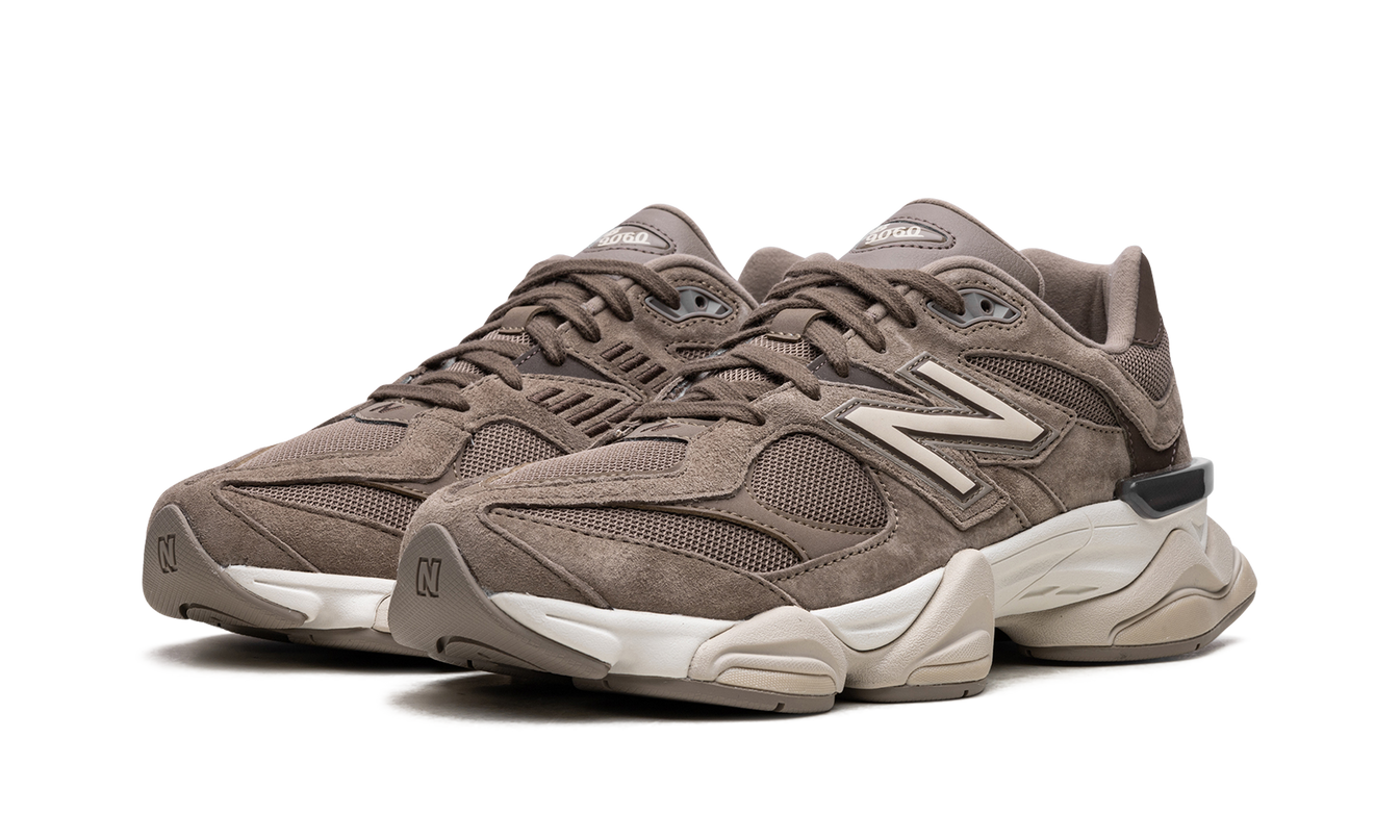 New Balance 9060 „Pilzbraun“
