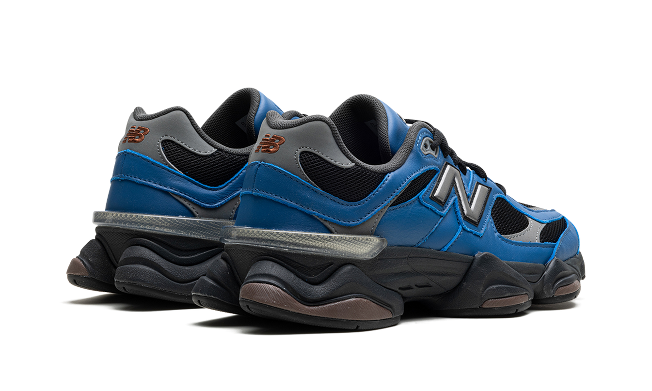 New Balance 9060 „BLAUER ACHAT“