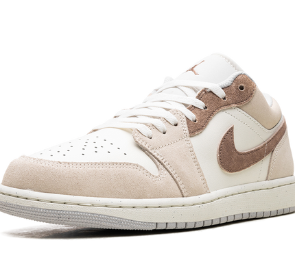 Air Jordan 1 Low "Light Brown"