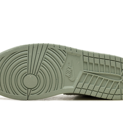 Air Jordan 1 Low SE "Seafoam"