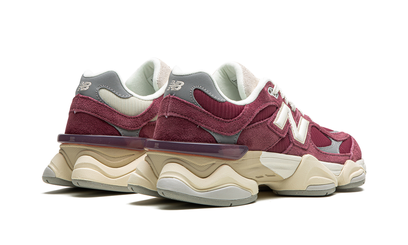 New Balance 9060 „Washed Burgundy“