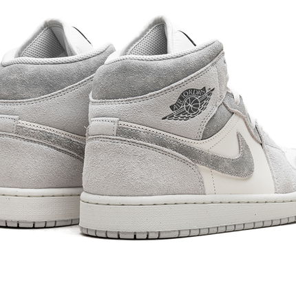 Air Jordan 1 Mid SE "Grey Sail"
