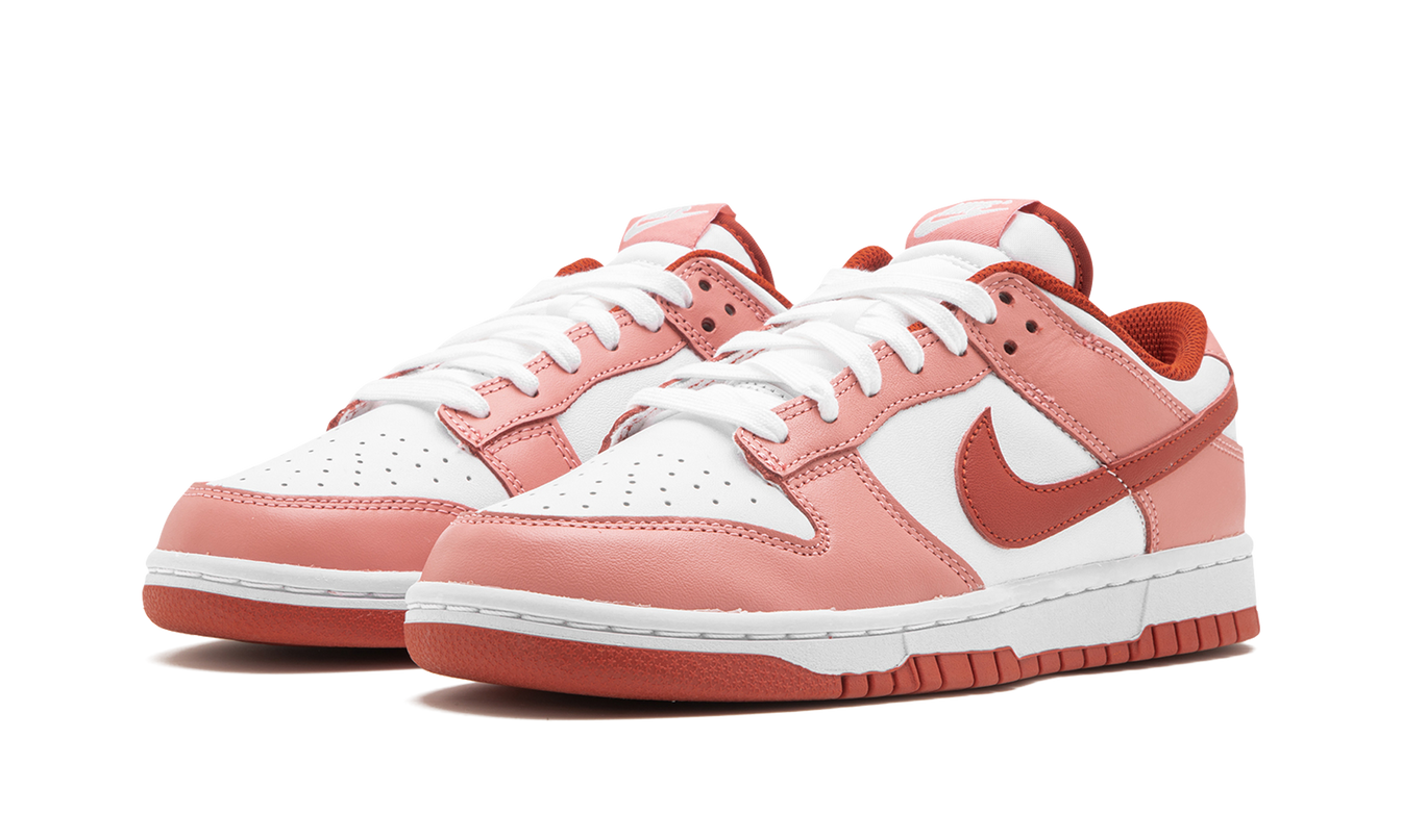 Nike Dunk Low WMNS "Red Stardust"