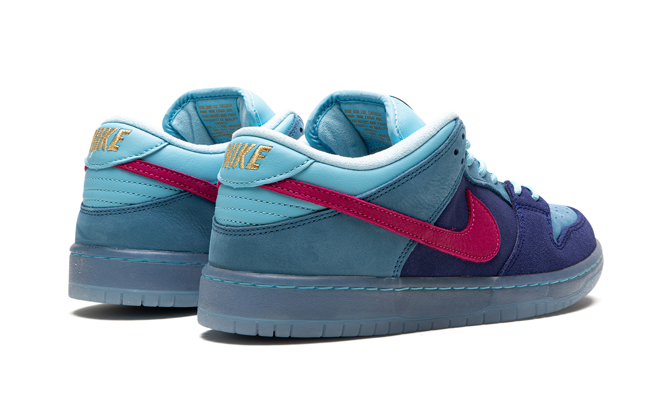 Nike Dunk SB Low "Run The Jewels"