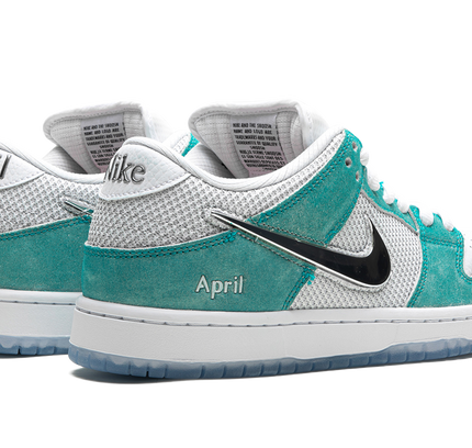 Nike Dunk SB Low Pro QS "April Skateboards"