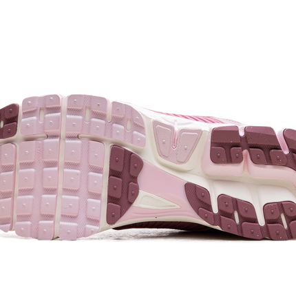 Zoom Vomero 5 WMNS "Elemental Pink"