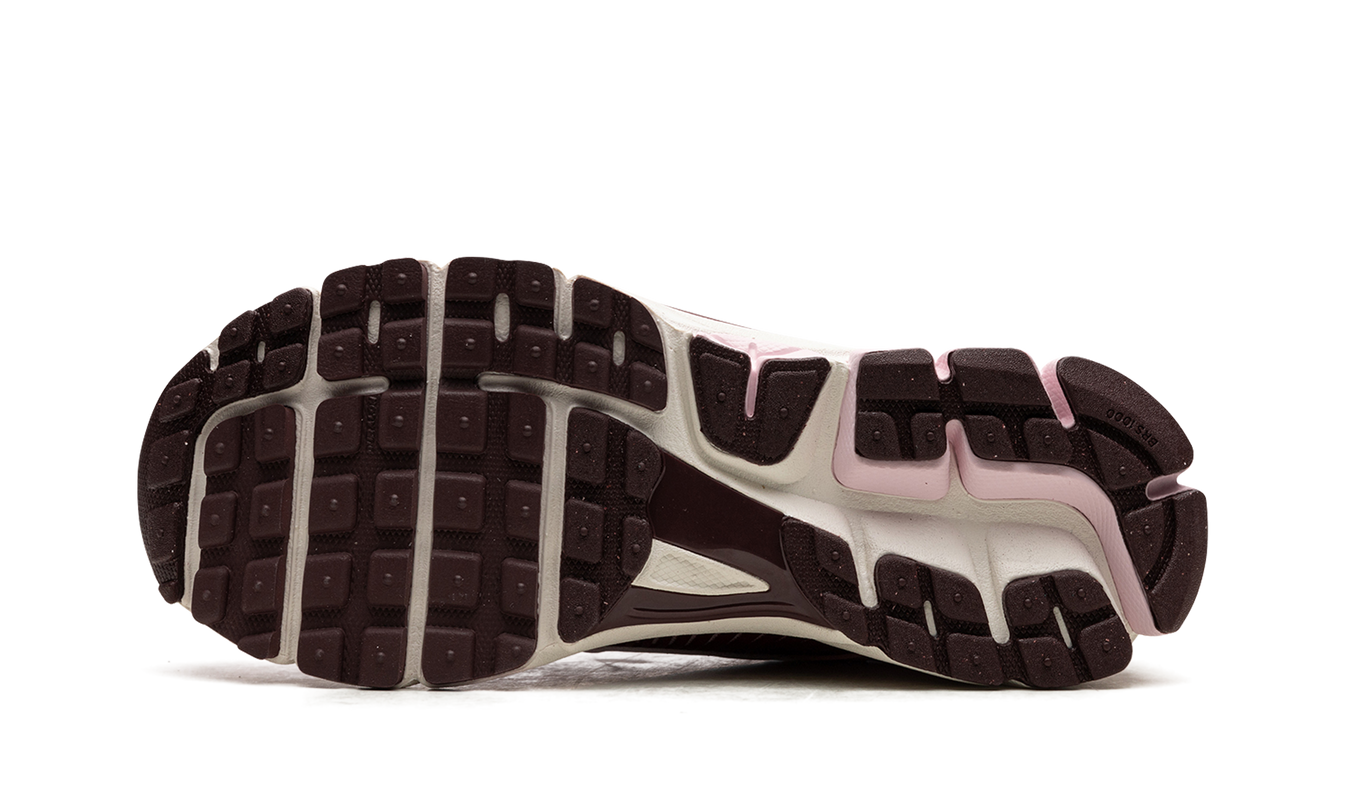 Nike Zoom Vomero 5 WMNS "Pink Foam"