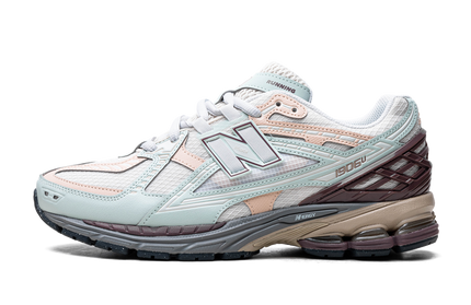 New Balance 1906 