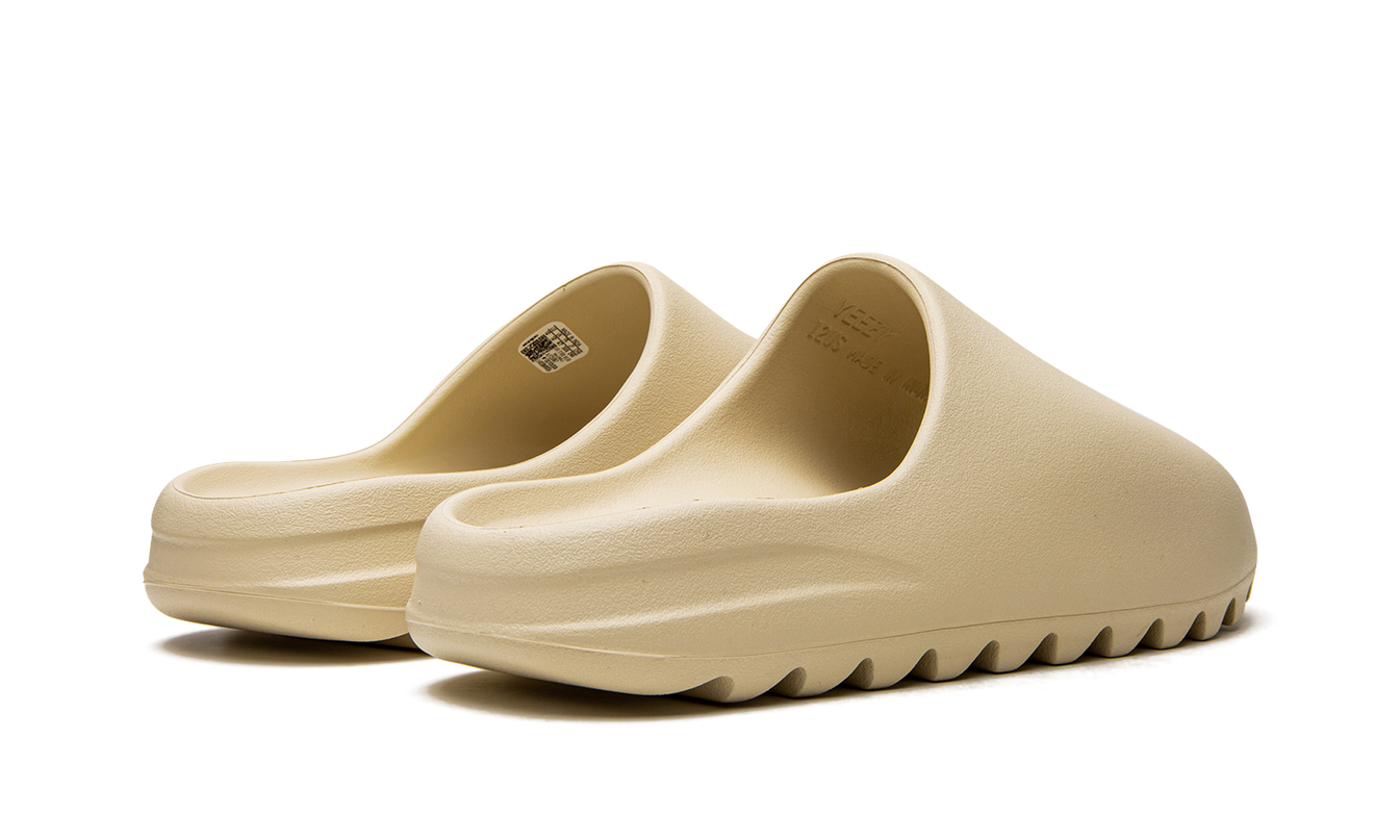 Yeezy Slide "Bone 2022"