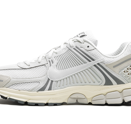 Nike Zoom Vomero 5 "Platinum Tint"