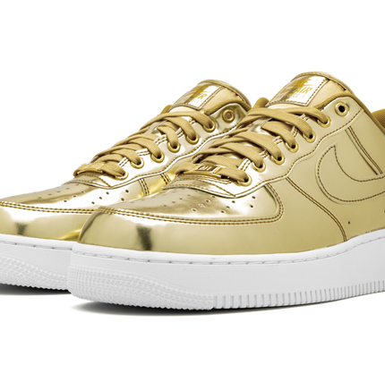 Nike Air Force 1 SP WMNS "Metallic Gold"
