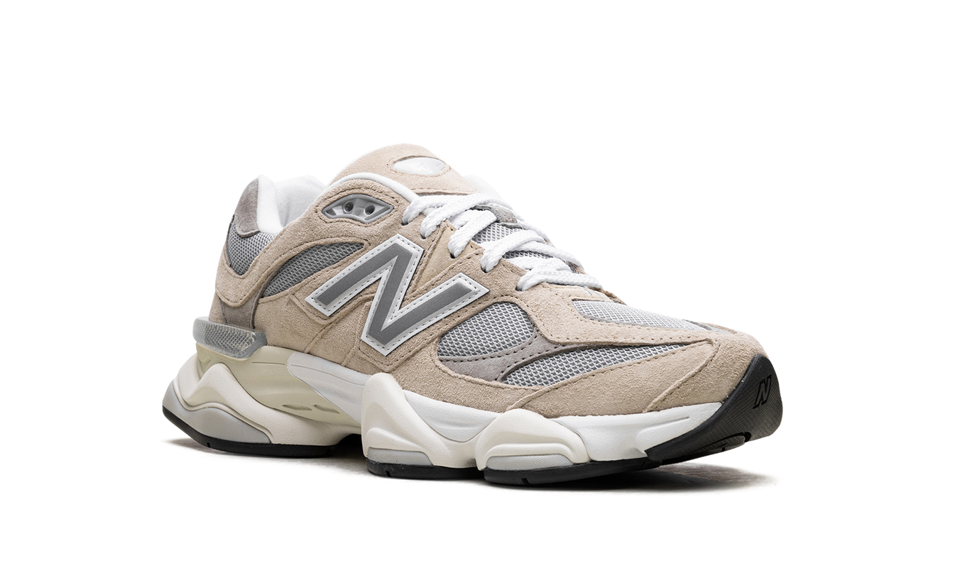 New Balance 9060 „Weihrauch, Regenwolke, trockener Stein“