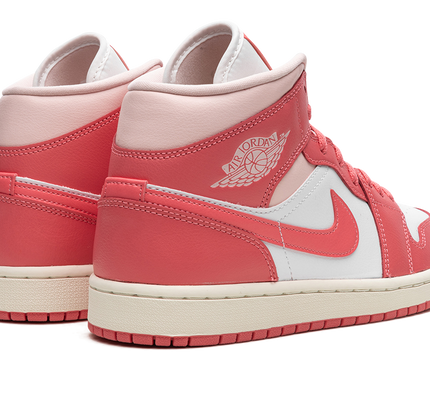 Air Jordan 1 MID WMNS "Strawberries And Cream"