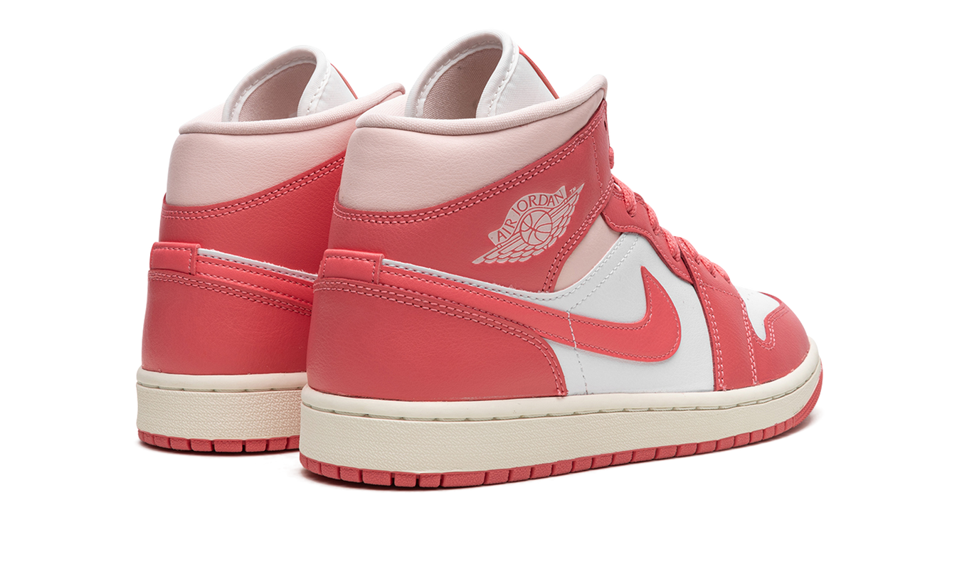 Air Jordan 1 MID WMNS "Strawberries And Cream"