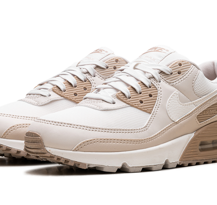 Nike Air Max 90 WMNS "COCONUT MILK"