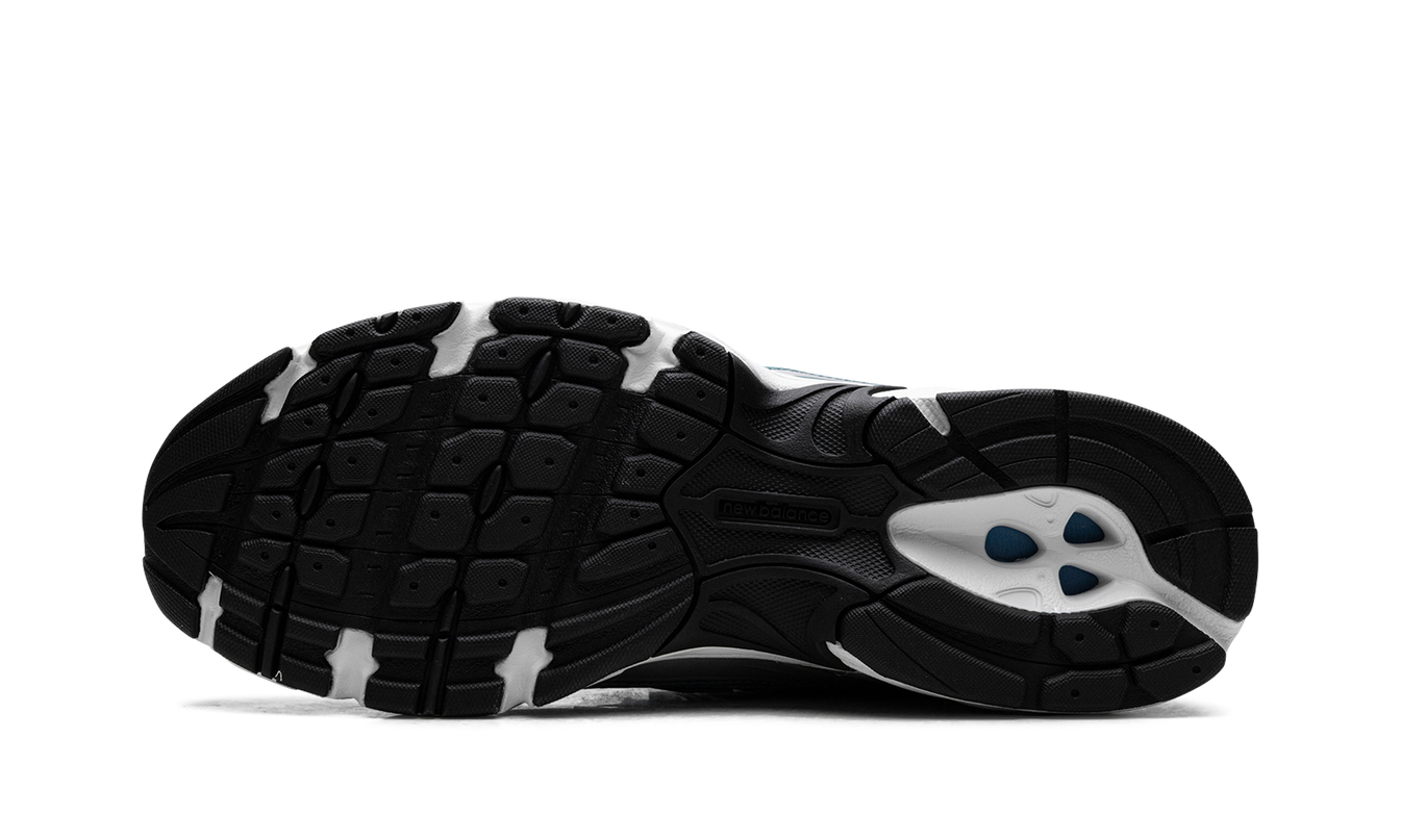 New Balance 740 V2 "Silver Metallic New Spruce"