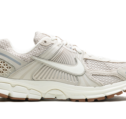 Nike Zoom Vomero 5 WMNS "Light Orewood Brown"