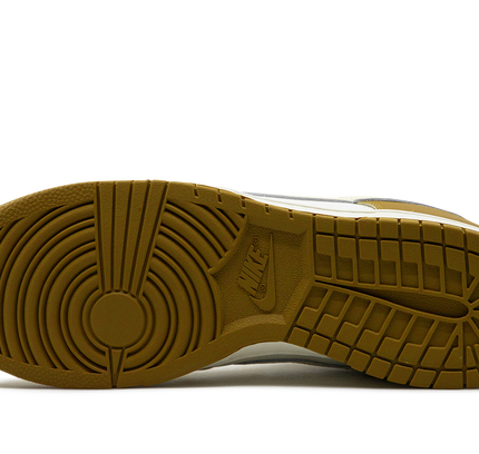 Nike Dunk Low "Bronzine"