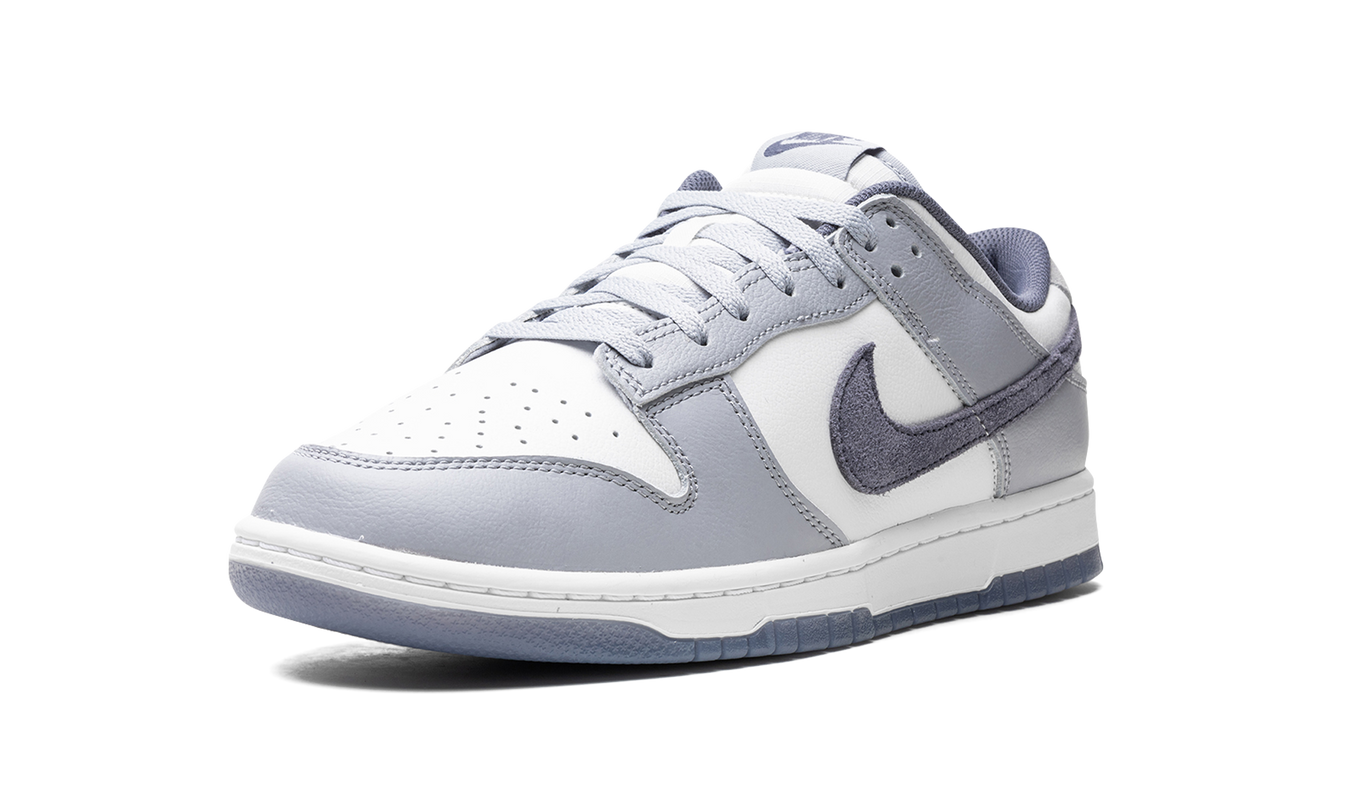 Nike Dunk Low "Light Carbon"