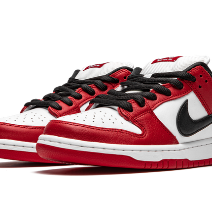 Nike Dunk SB Low Pro "Chicago"