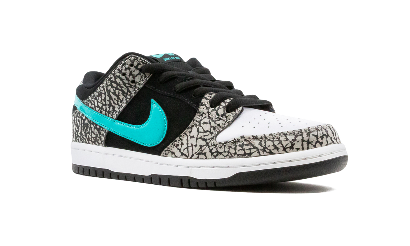 Nike Dunk SB Low Pro "Elephant"