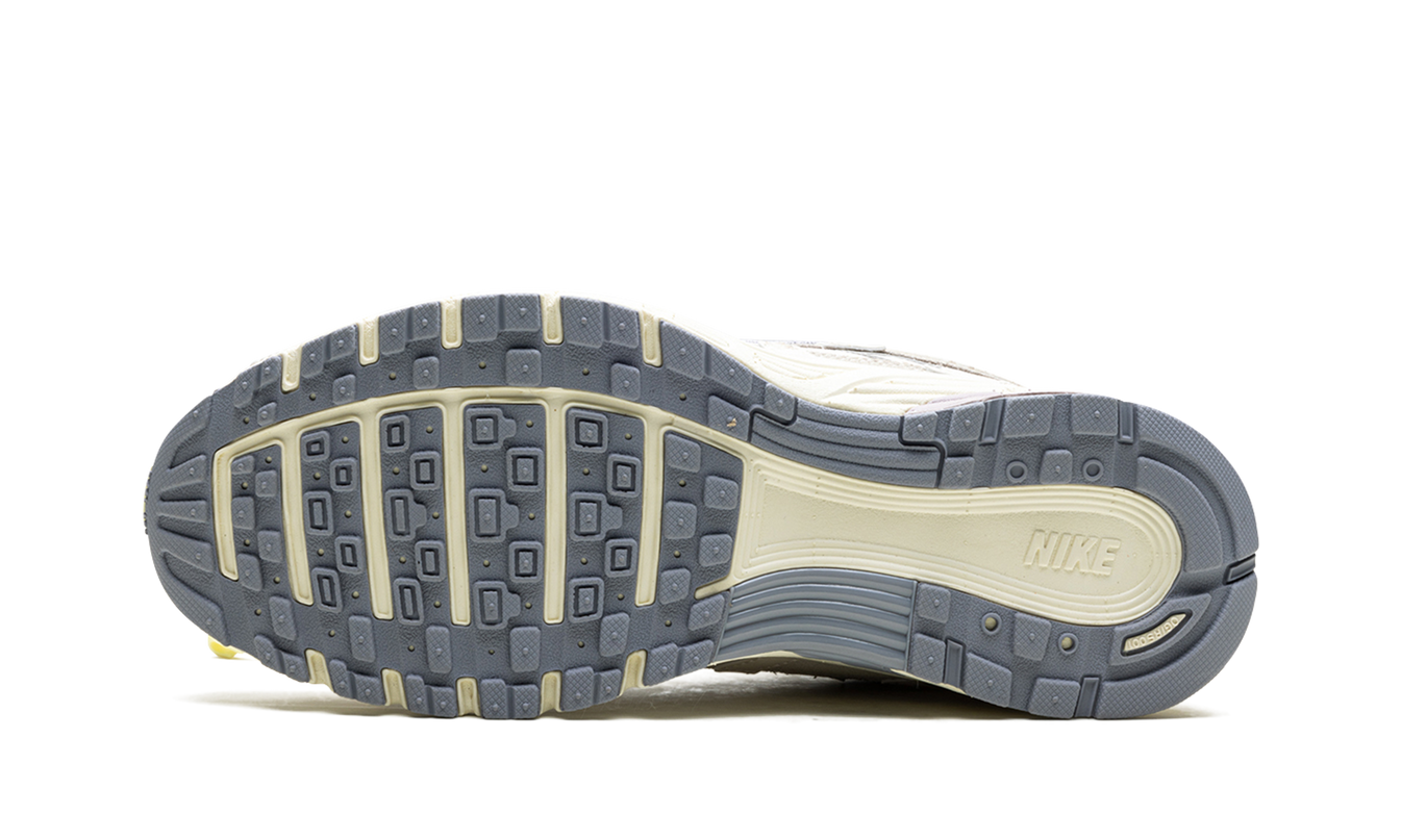 Nike P-6000 WMNS "Light Bone"
