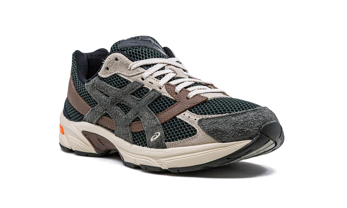 Asics Gel 1130 "HAL Studios"