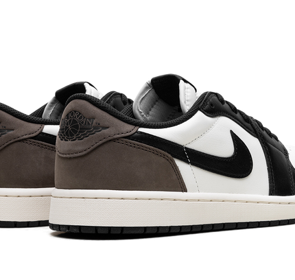 Air Jordan 1 Low OG "Mocha"