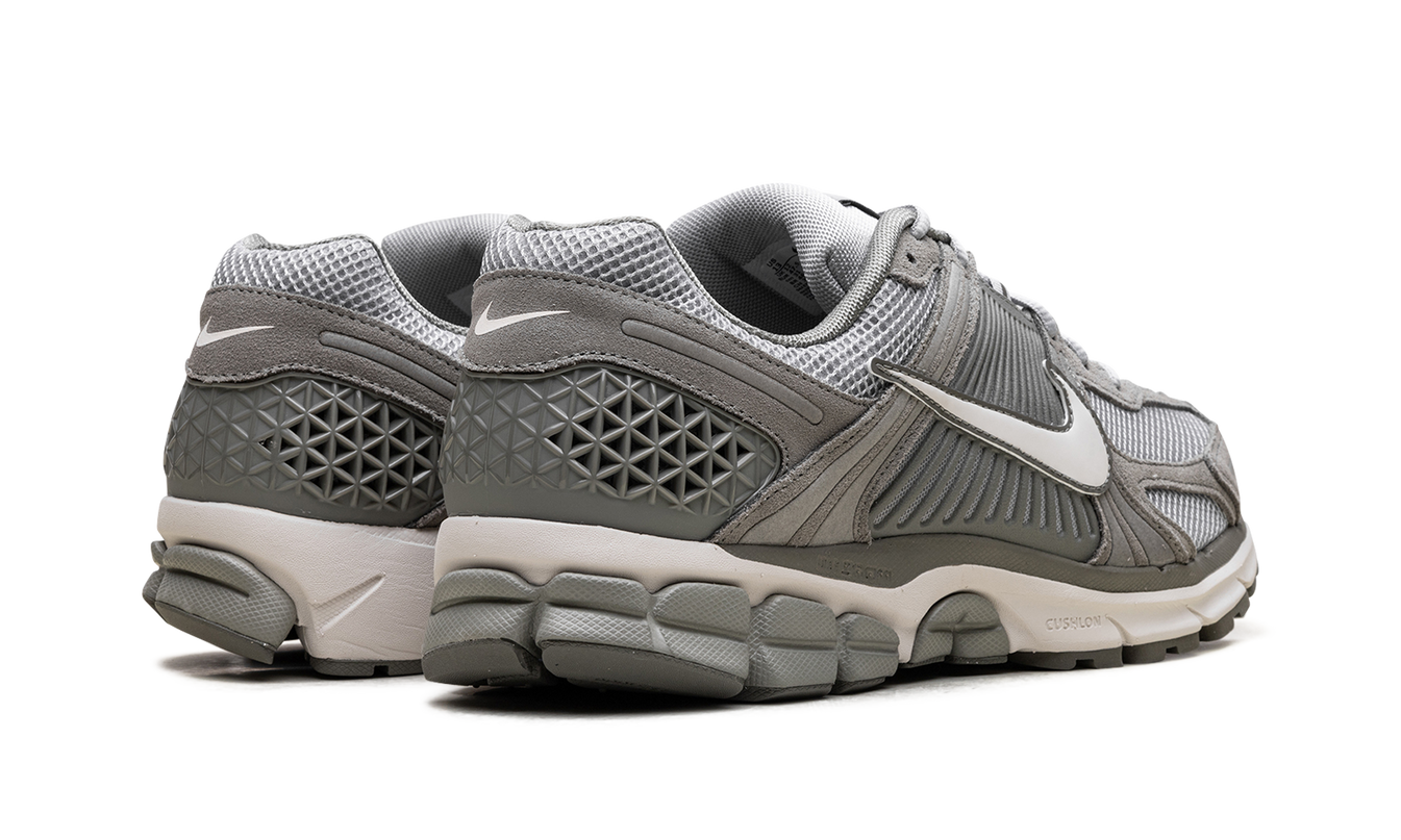 Nike Zoom Vomero 5 "Dark Stucco"