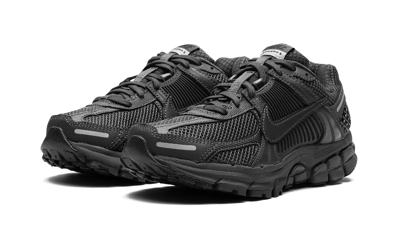 Nike Zoom Vomero 5 WMNS "Triple Black"