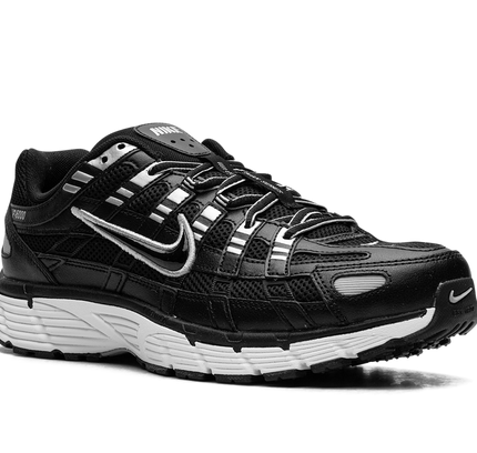 Nike P-6000 „Schwarz Weiß Metallic Silber“