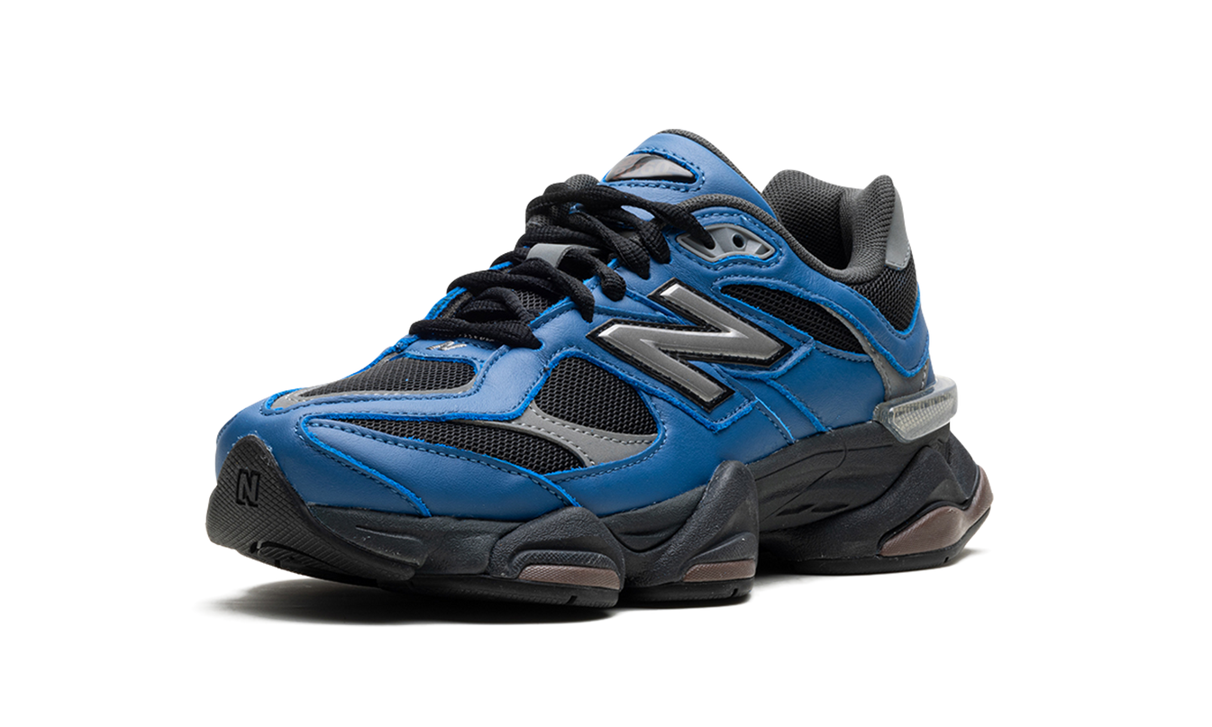 New Balance 9060 „BLAUER ACHAT“