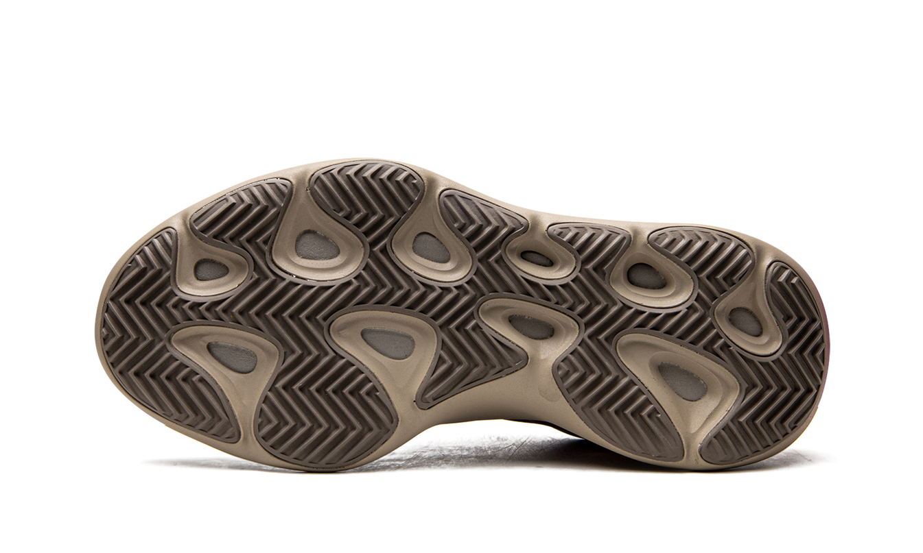 Yeezy 700 V3 "Fade Carbon"