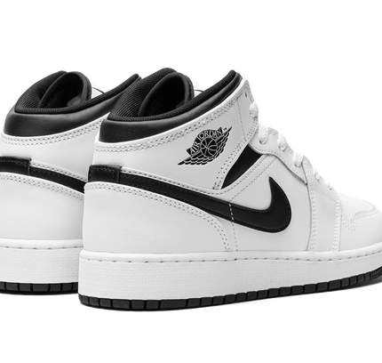 Air Jordan 1 Mid GS "White/Black"